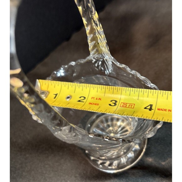 Antique Duncan & Miller Cut Glass Bridal Basket with Detailed  Etched Flowers - Picture 14 of 15